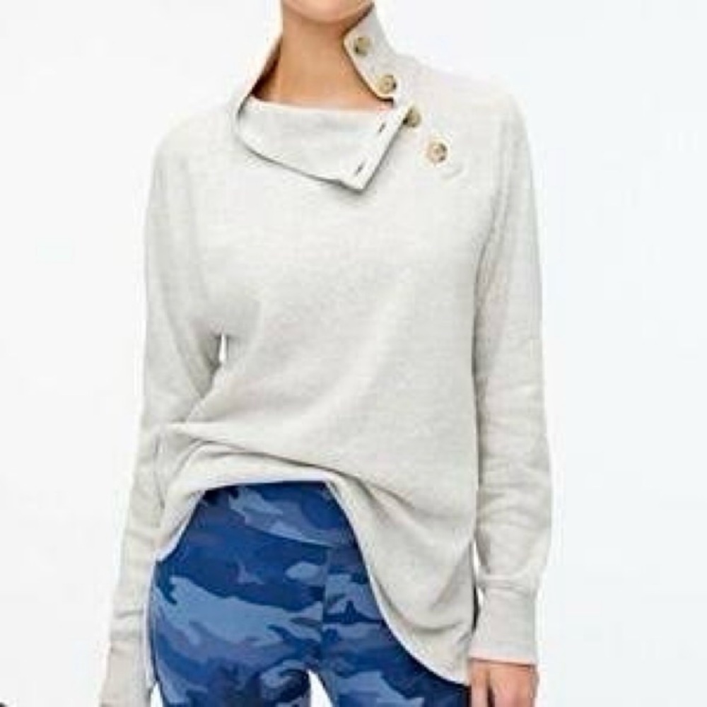 NWOT J. CREW Collar Button Up Sweater 💗